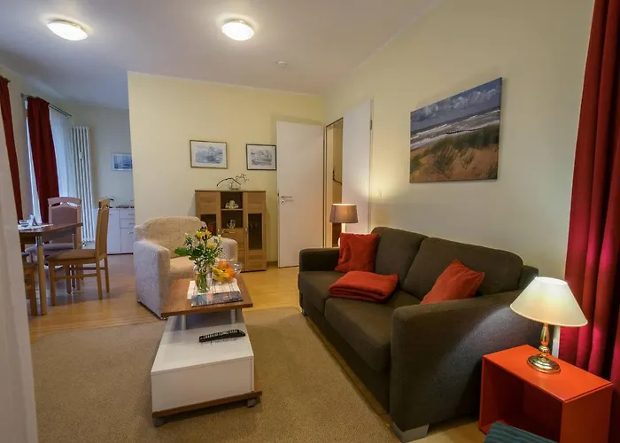 Kaiservillen Heringsdorf - Ferienwohnung Mit 1 Schlafzimmer Und Terrasse D204