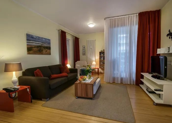 Kaiservillen Heringsdorf - Ferienwohnung Mit 1 Schlafzimmer Und Terrasse D204